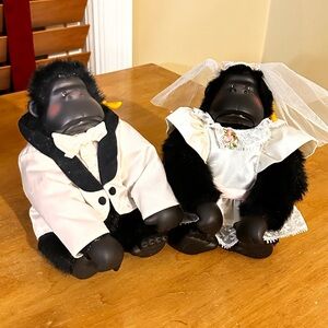 VINTAGE Magical Murphy Gorilla Bride and Groom Set- RARE